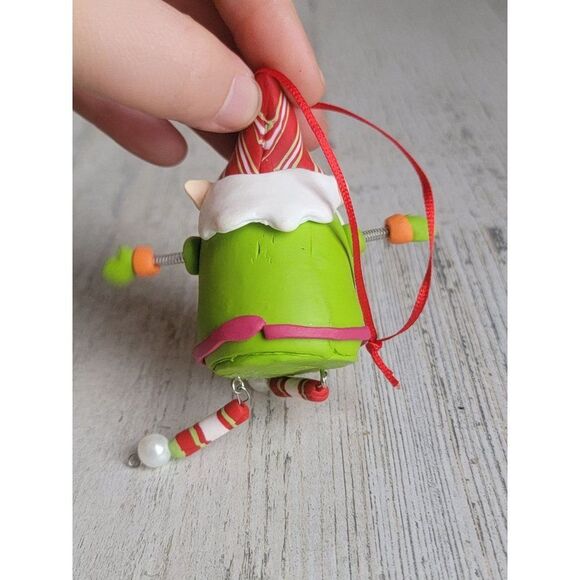 Cute clay dough dangling feet Santa Claus spring hand elf helper ornament Xmas - Picture 4 of 6